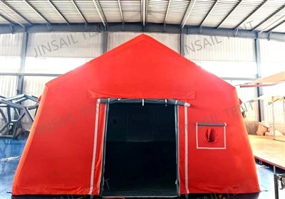 Qual é o nível de umidade dentro de uma tenda médica de baixa pressão?